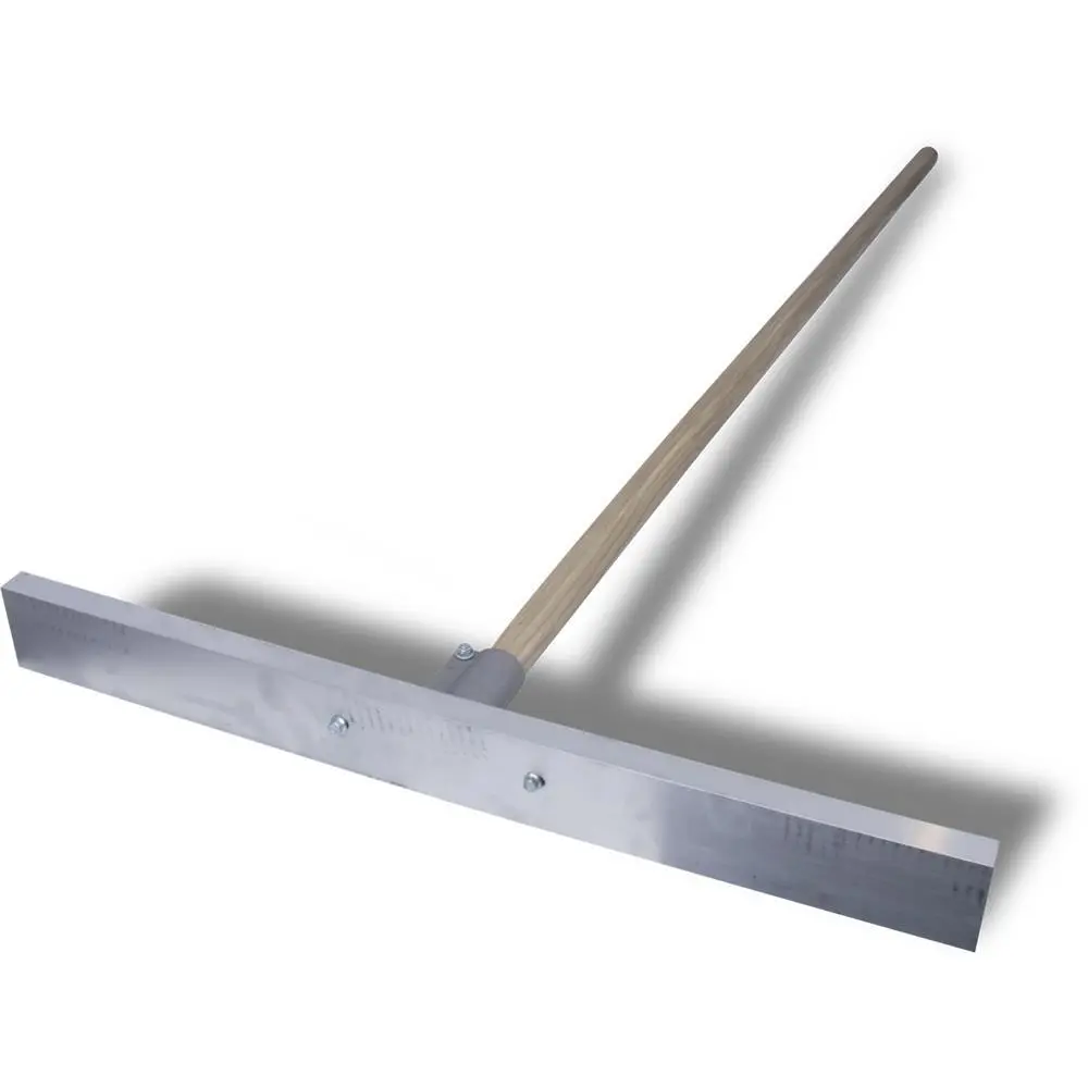 30" X 3" Asphalt Lute W/66" Sq. to Round Wood Handle (Marshalltown)