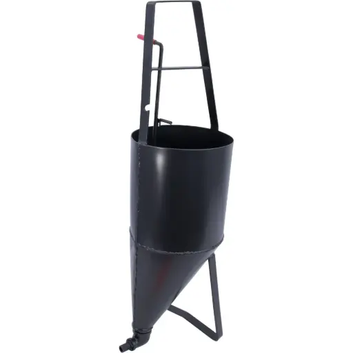 [MARSH-RED704988] 2.6 Gallon Pour Pot Asphalt Crack Filler (Marshalltown)